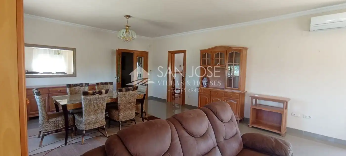 Sala de estar de Casa o chalet en venta en Crevillent con Aire acondicionado, Calefacción y Jardín privado