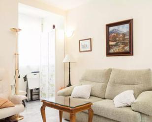 Living room of Apartment to rent in  Madrid Capital  with Air Conditioner, Furnished and Oven