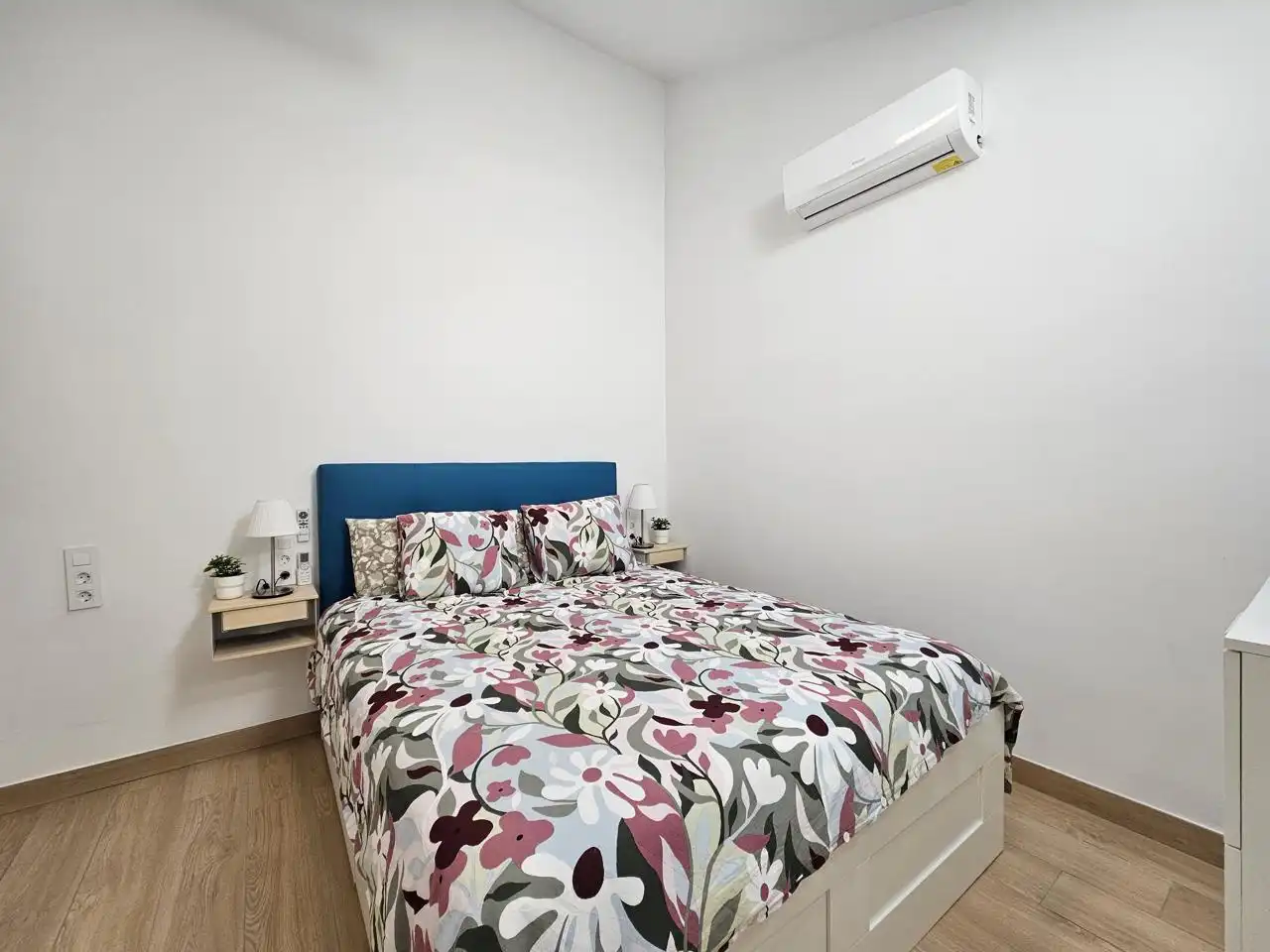 Dormitori de Dúplex de lloguer en San Bartolomé de Tirajana amb Aire condicionat, Terrassa i Moblat