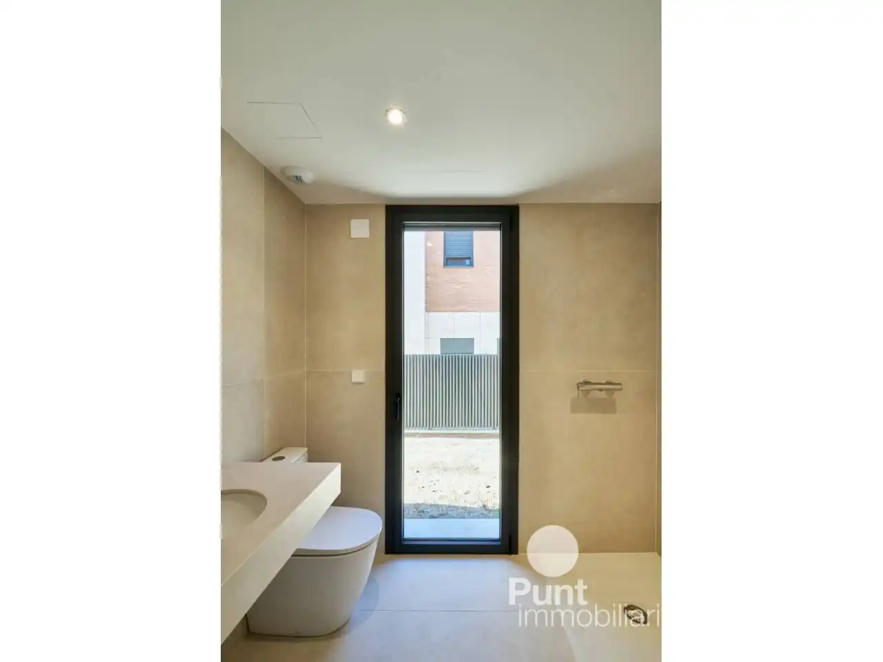 Bathroom of Houses for sale in Premià de Dalt  with Air Conditioner and Heating
