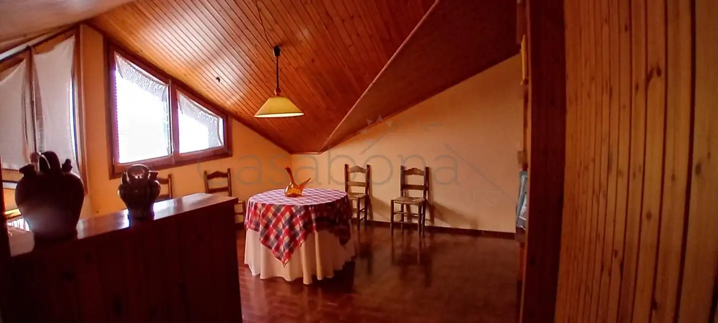 Comedor de Casa o chalet en venta en Sant Vicenç de Torelló con Calefacción, Jardín privado y Terraza