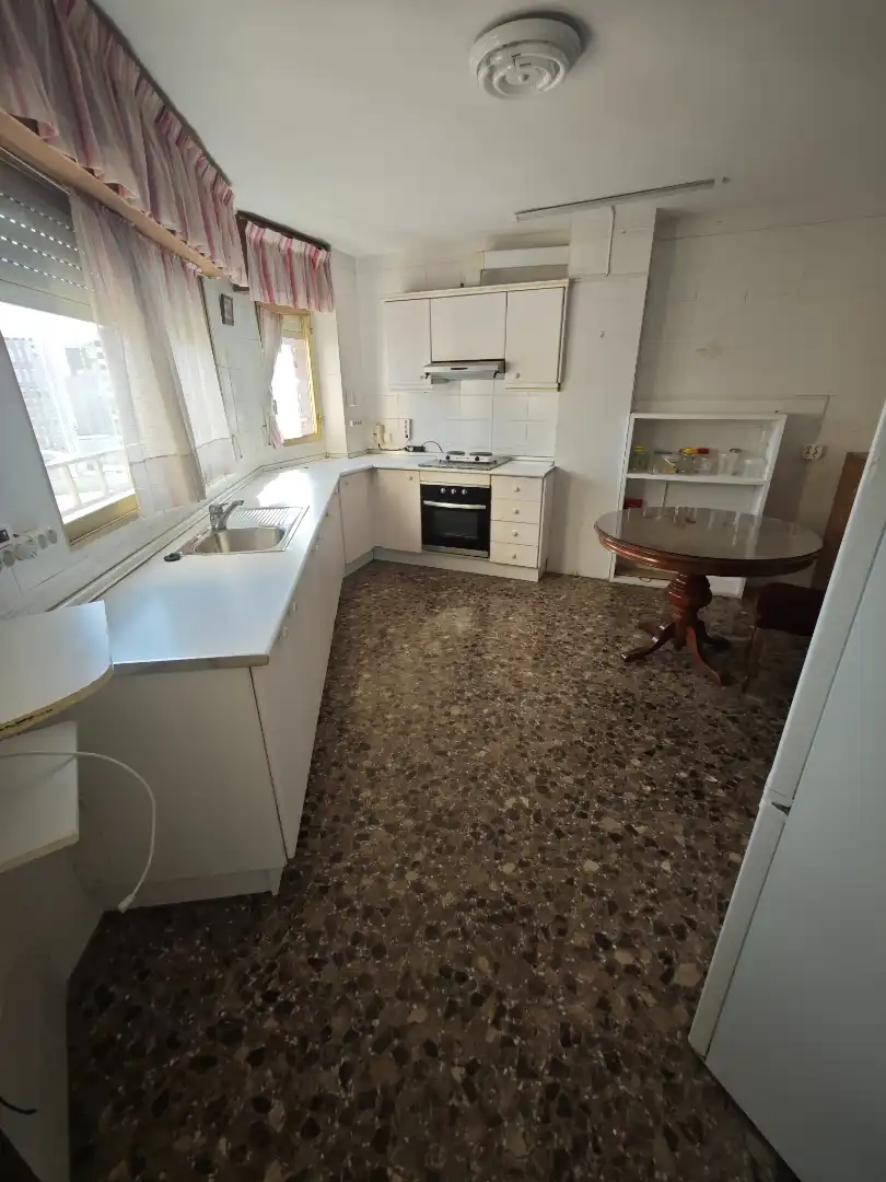 Kitchen of Flat for sale in Benidorm  with Terrace, Storage room and Furnished
