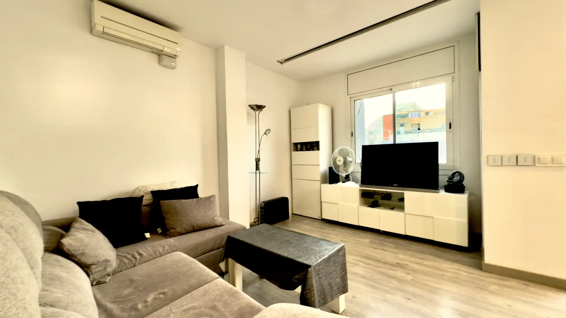 Dachboden zum Verkauf in Carrer de Bonsoms, Sants-Badal