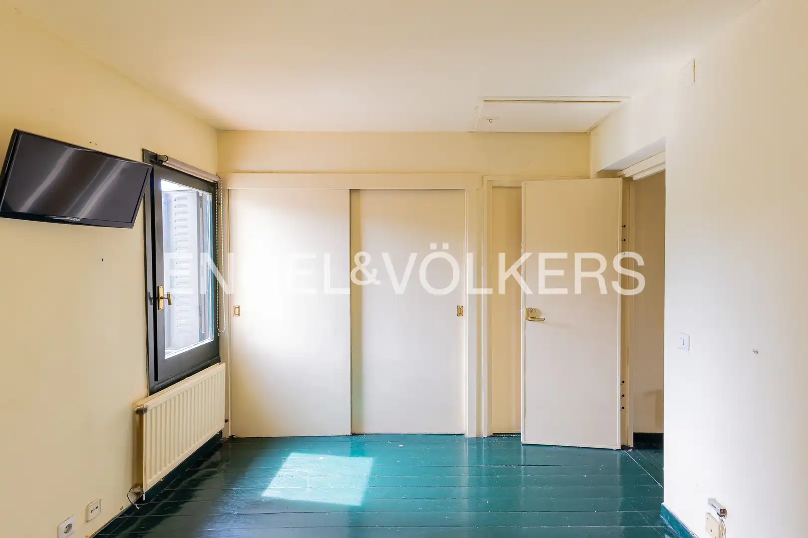 Houses for sale in Madrid  with Air Conditioner, Heating and Private garden