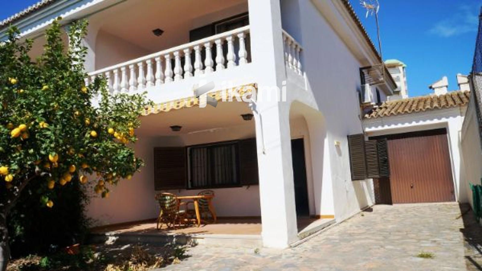 Vista exterior de Casa o xalet en venda en Sueca amb Aire condicionat, Calefacció i Jardí privat