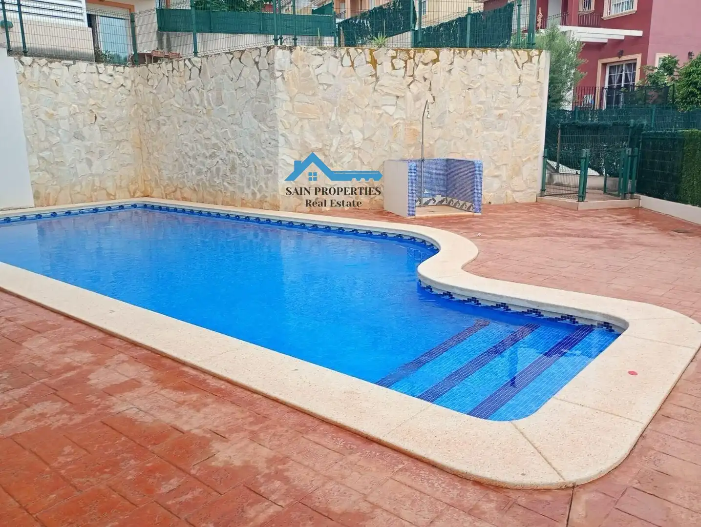 Piscina de Planta baja en venta en La Nucia con Calefacción, Jardín privado y Terraza