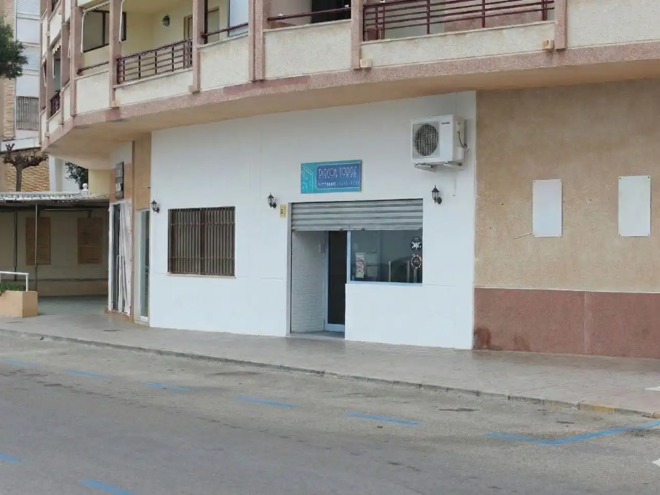 Vista exterior de Local en venta en Oropesa del Mar / Orpesa con Terraza