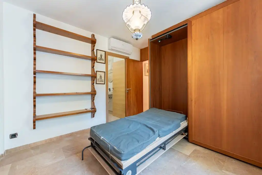 Schlafzimmer von Dachboden zum Verkauf in Calvià mit Klimaanlage, Heizung und Terrasse
