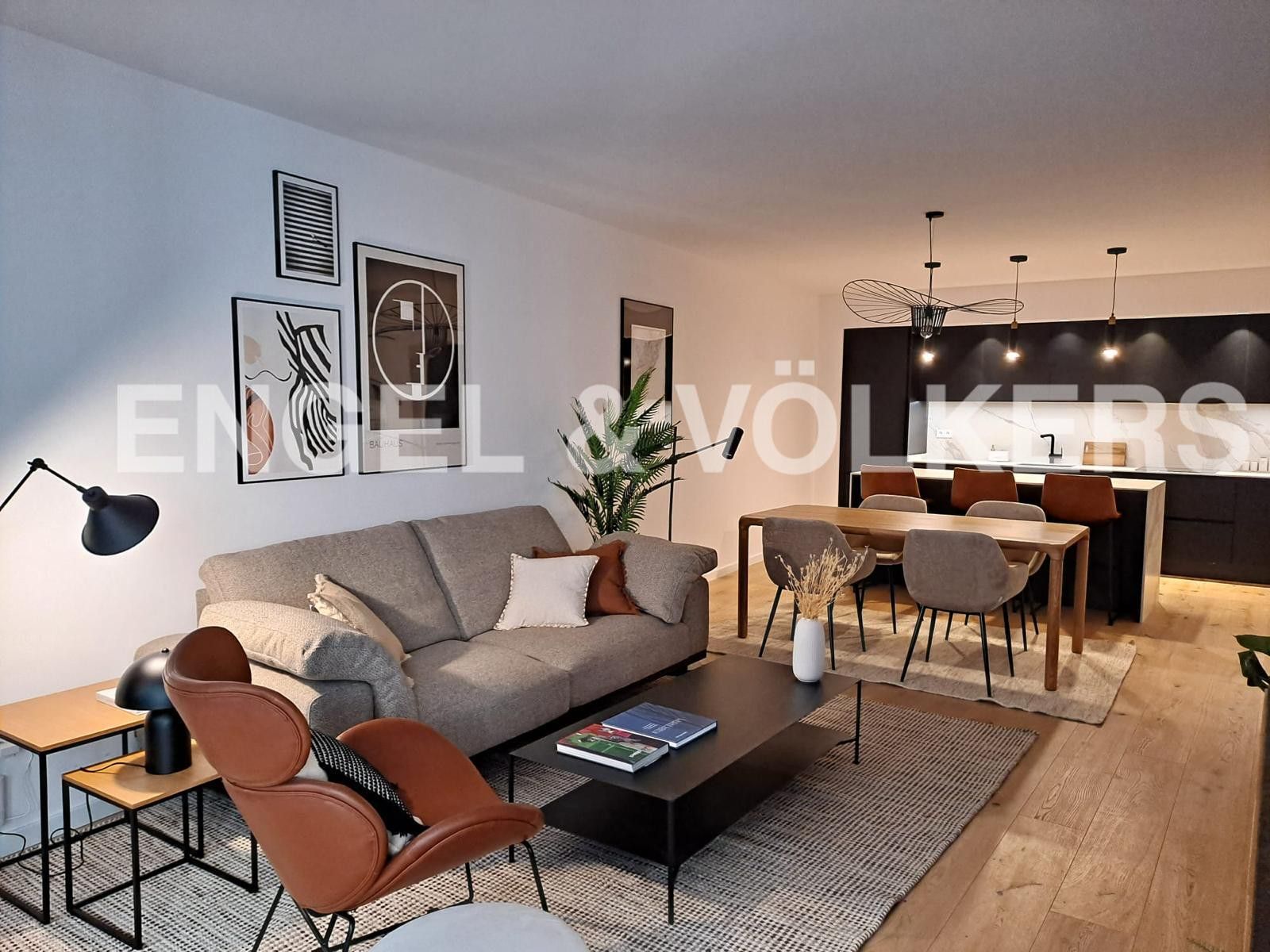 Sala de estar de Apartamento de alquiler en  Barcelona Capital con Aire acondicionado, Calefacción y Parquet