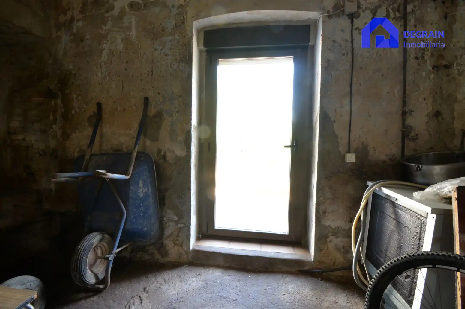 Casa o chalet en venta en Salas con Calefacción, Terraza y Trastero