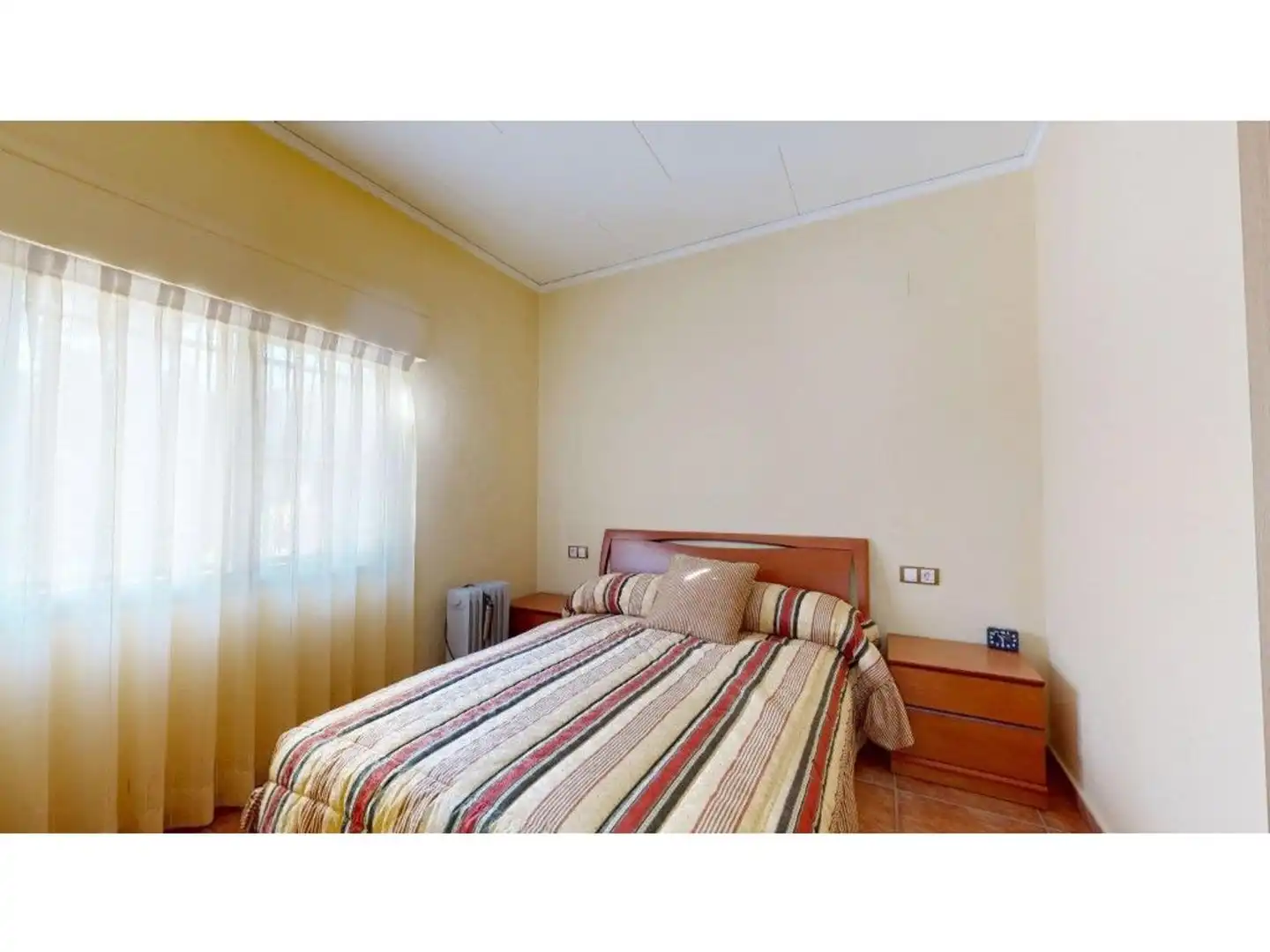 Habitación de Casa o chalet en venta en Tavernes de la Valldigna con Aire acondicionado, Jardín privado y Terraza