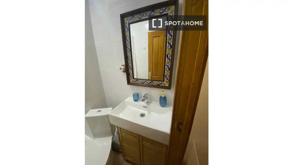 Habitación de Piso de alquiler en Sagunto / Sagunt con Aire acondicionado, Calefacción y Amueblado