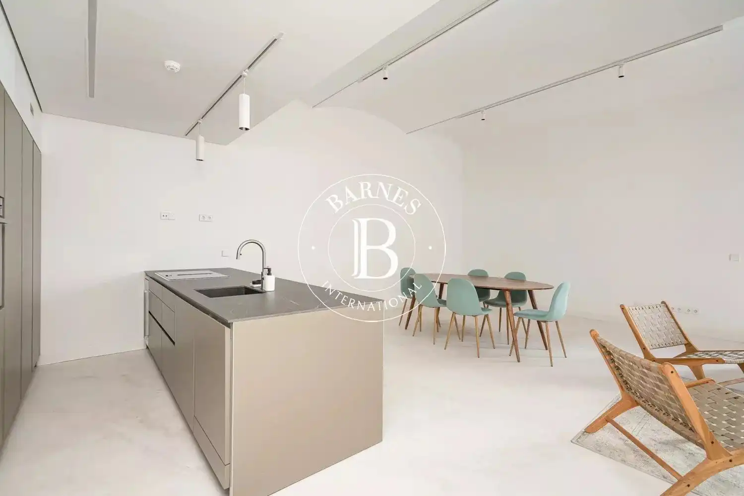 Kitchen of Flat for rent in Madrid  with Air Conditioner, Heating and Storage room