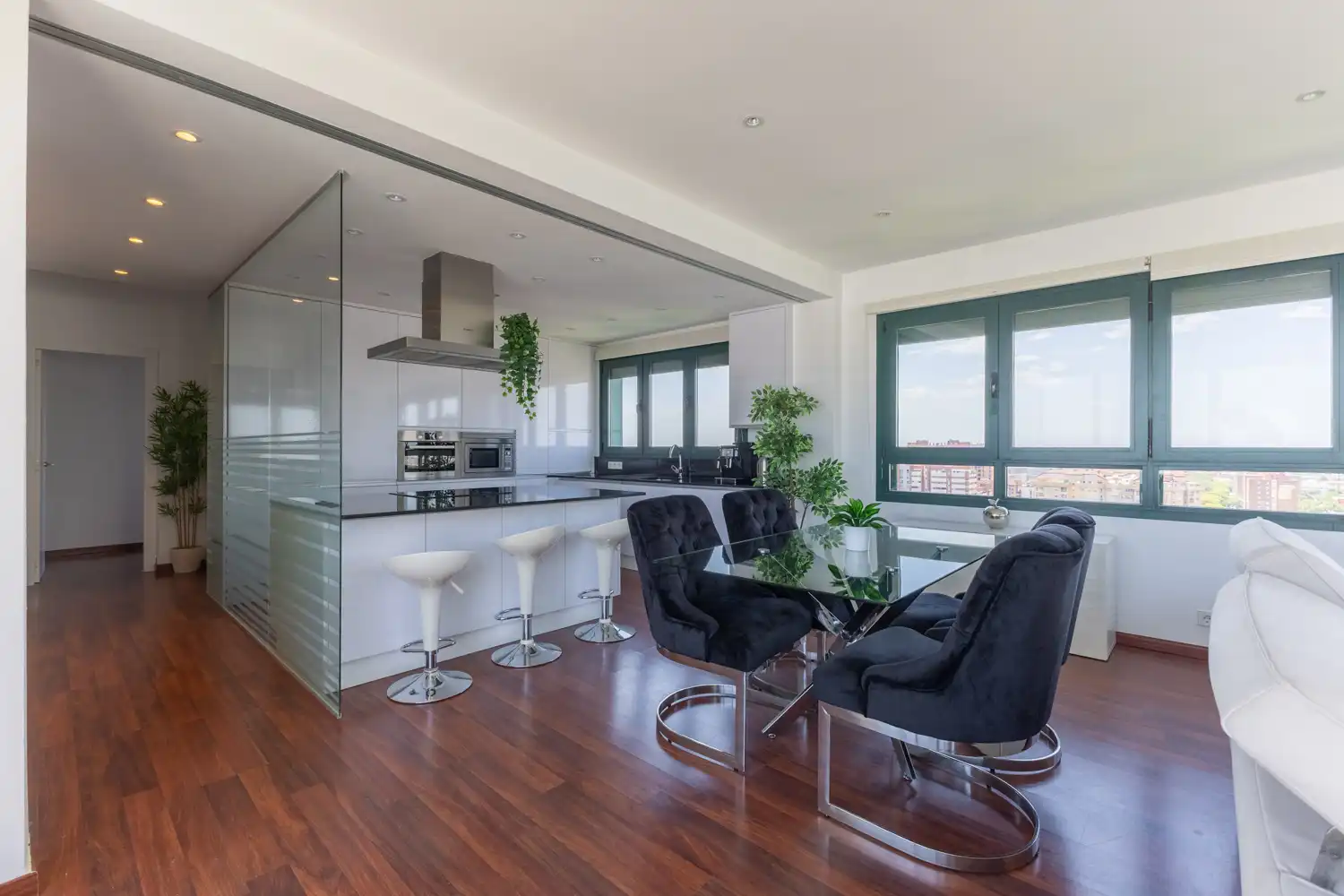Kitchen of Attic for rent in Valencia  with Air Conditioner, Heating and Parquet flooring