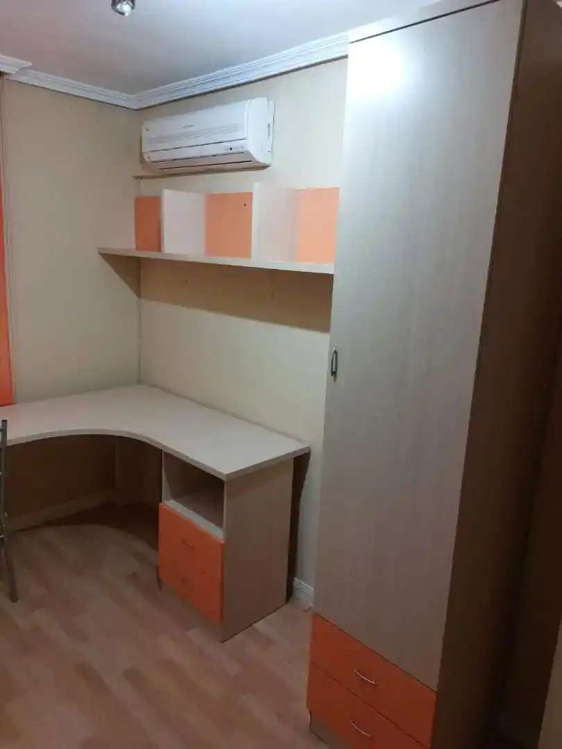 Dormitori de Pis en venda en Torrejón el Rubio amb Aire condicionat, Parquet i Moblat