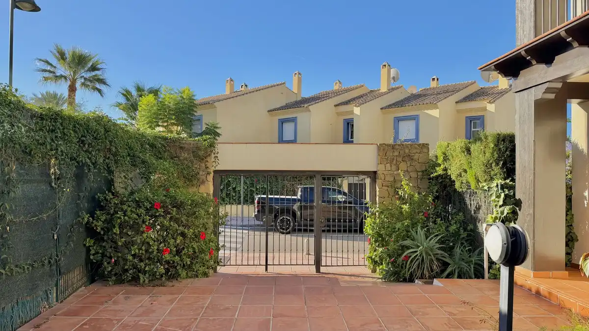 Reihenhaus zum Verkauf in Nueva Andalucía, imagen 33