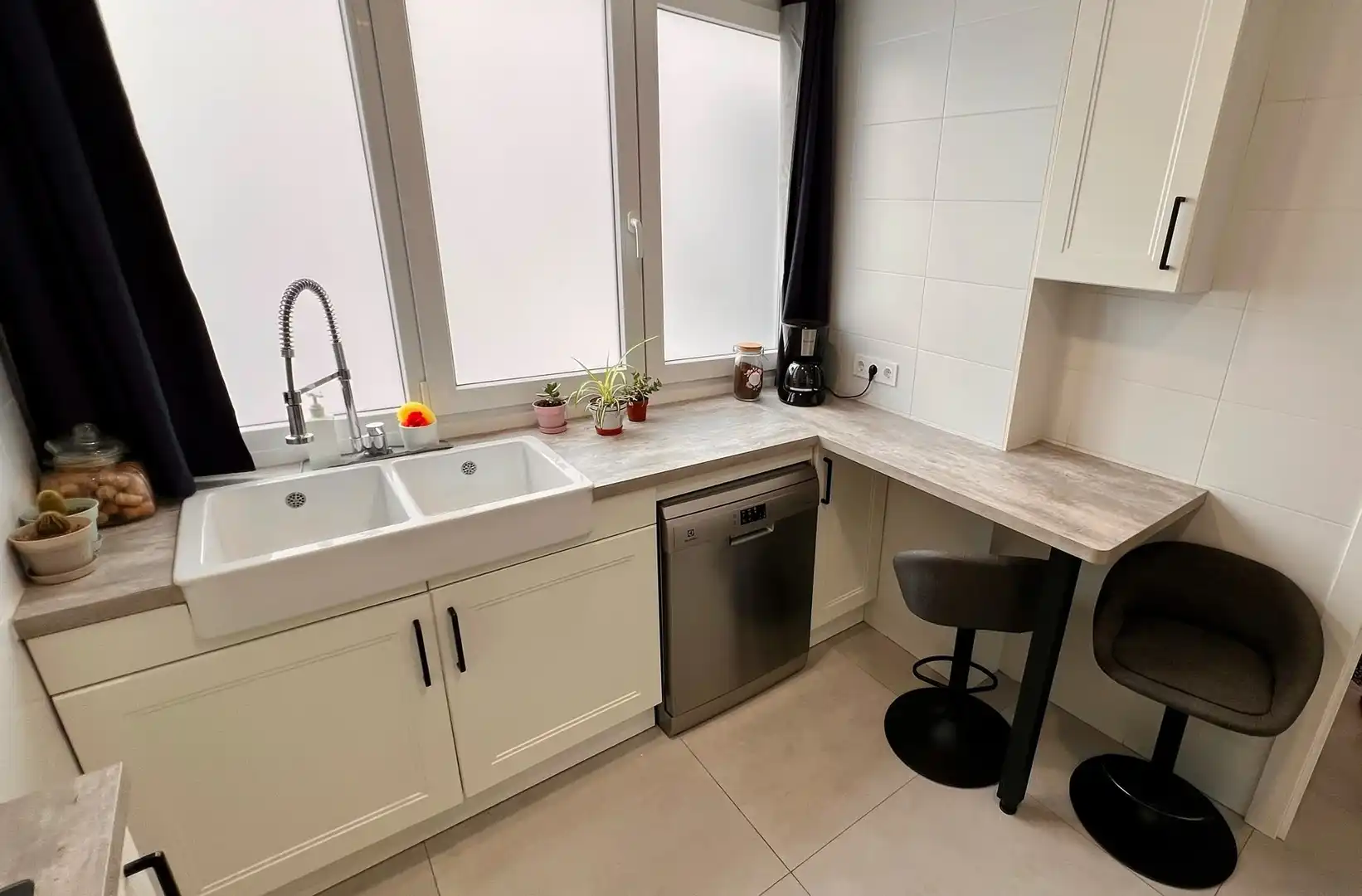 Küche von Wohnung zum Verkauf in Badajoz mit Klimaanlage, Heizung und Balkon