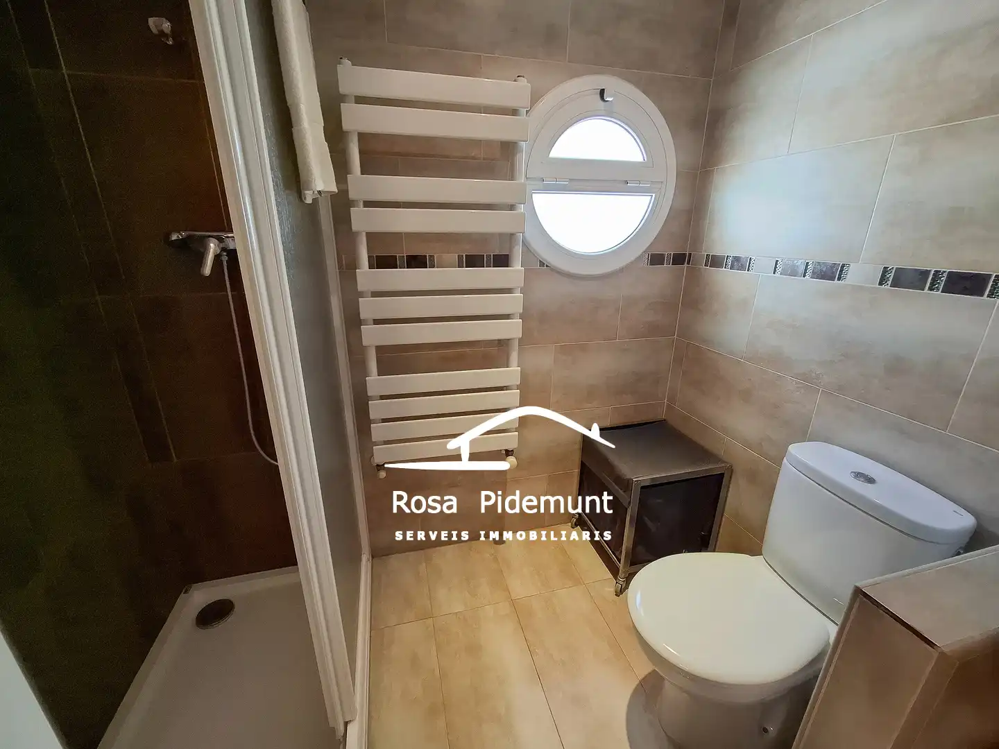 Baño de Piso en venta en Lloret de Mar con Calefacción, Parquet y Terraza