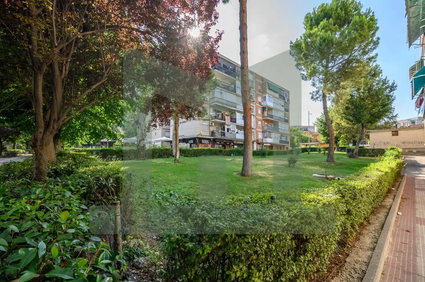 Vista exterior de Piso en venta en Coslada con Calefacción, Terraza y Trastero