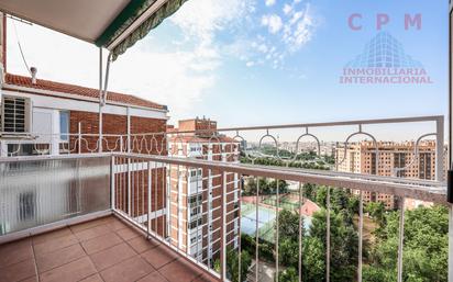 Bedroom of Flat to rent in  Madrid Capital  with Air Conditioner, Heating and Parquet flooring