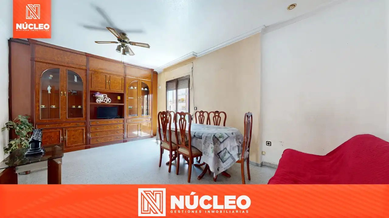 Vista exterior de Piso en venta en Villena con Terraza y Balcón