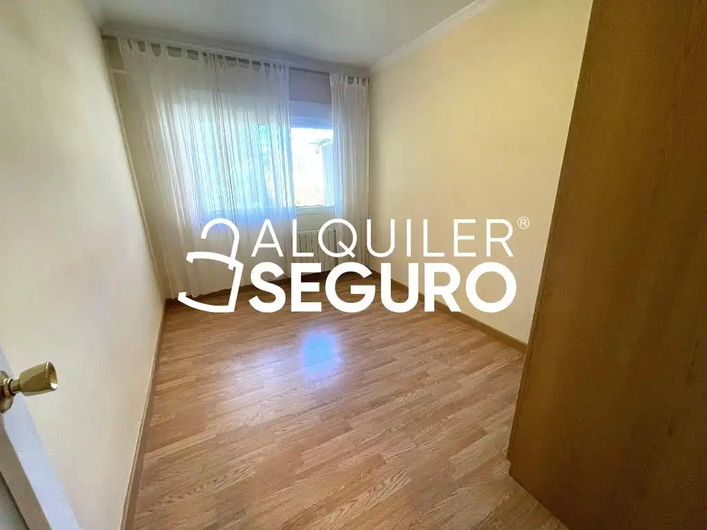 Flat with lift to rent in Arturo Soria, imagen 3