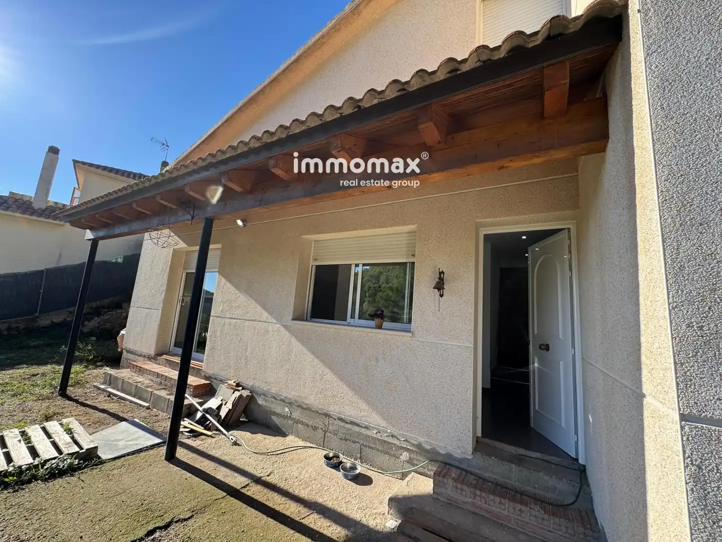 Vista exterior de Casa o chalet en venta en Vallirana