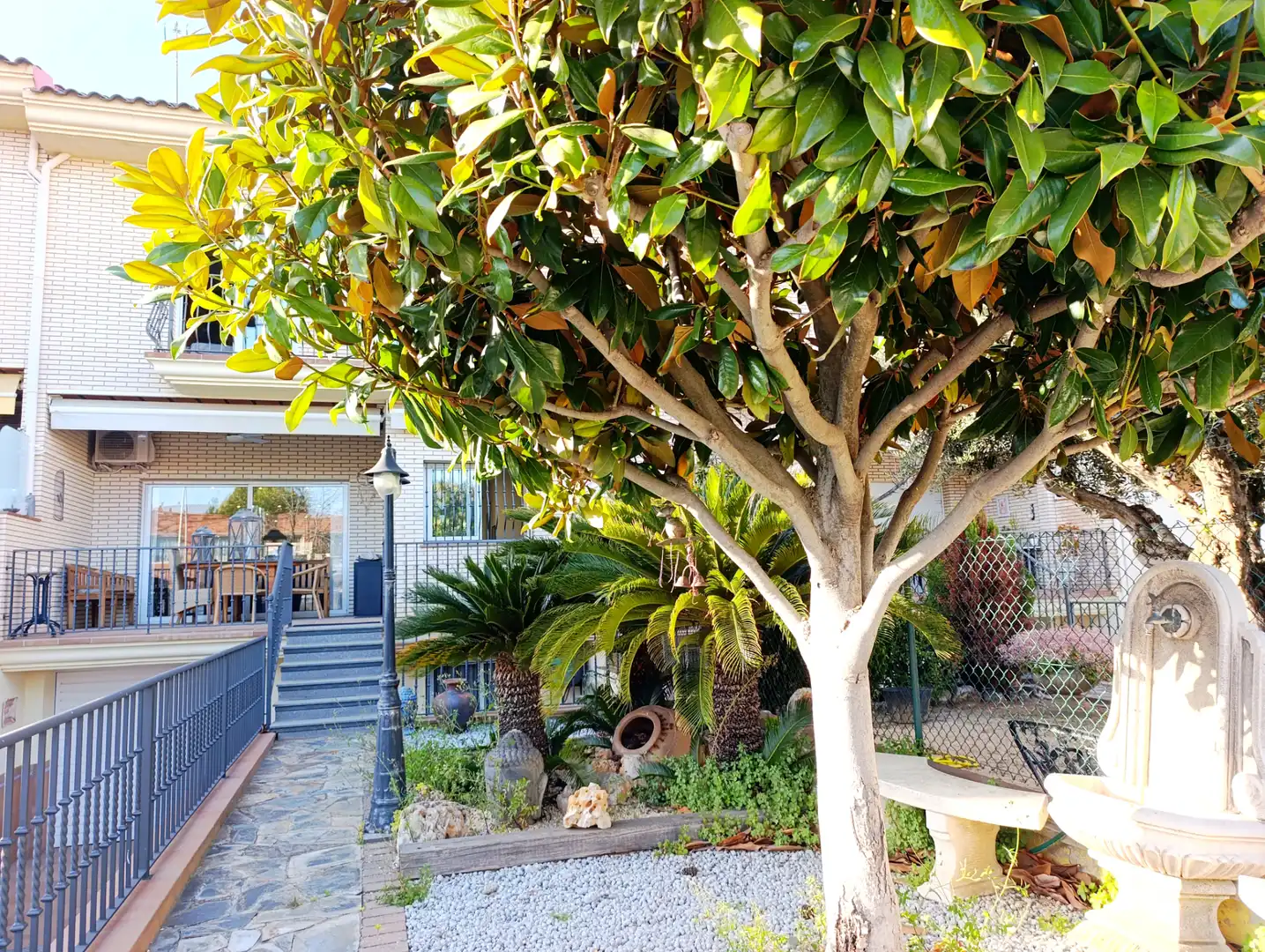 Jardín de Casa o chalet en venta en Pineda de Mar con Aire acondicionado, Calefacción y Jardín privado