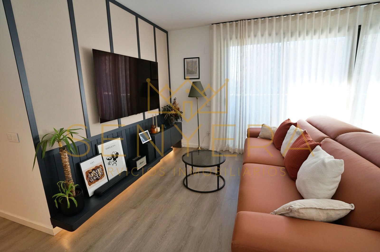 Sala d'estar de Pis en venda en  Valencia Capital amb Aire condicionat, Traster i Balcó