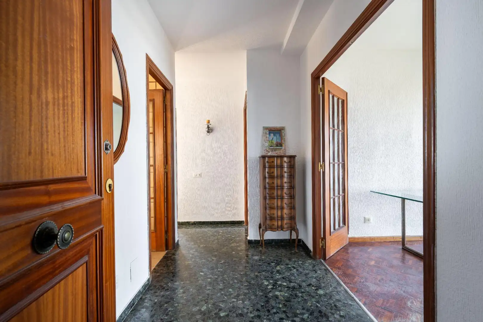 Wohnung zum Verkauf in Almería mit Klimaanlage, Heizung und Balkon