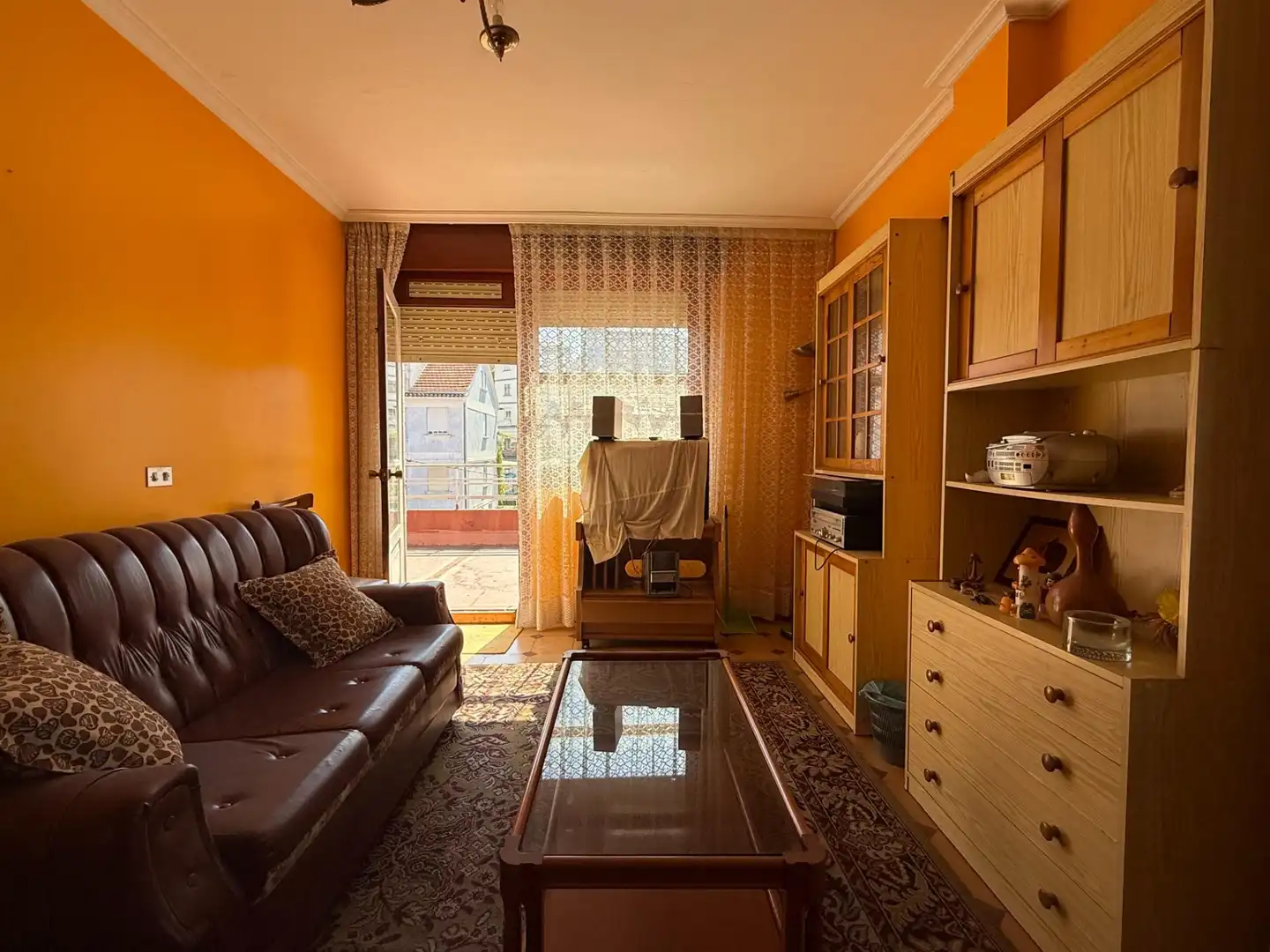 Sala d'estar de Casa o xalet en venda en Vigo  amb Terrassa i Balcó