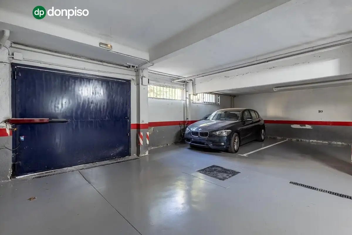Parking de Piso en venta en Genil