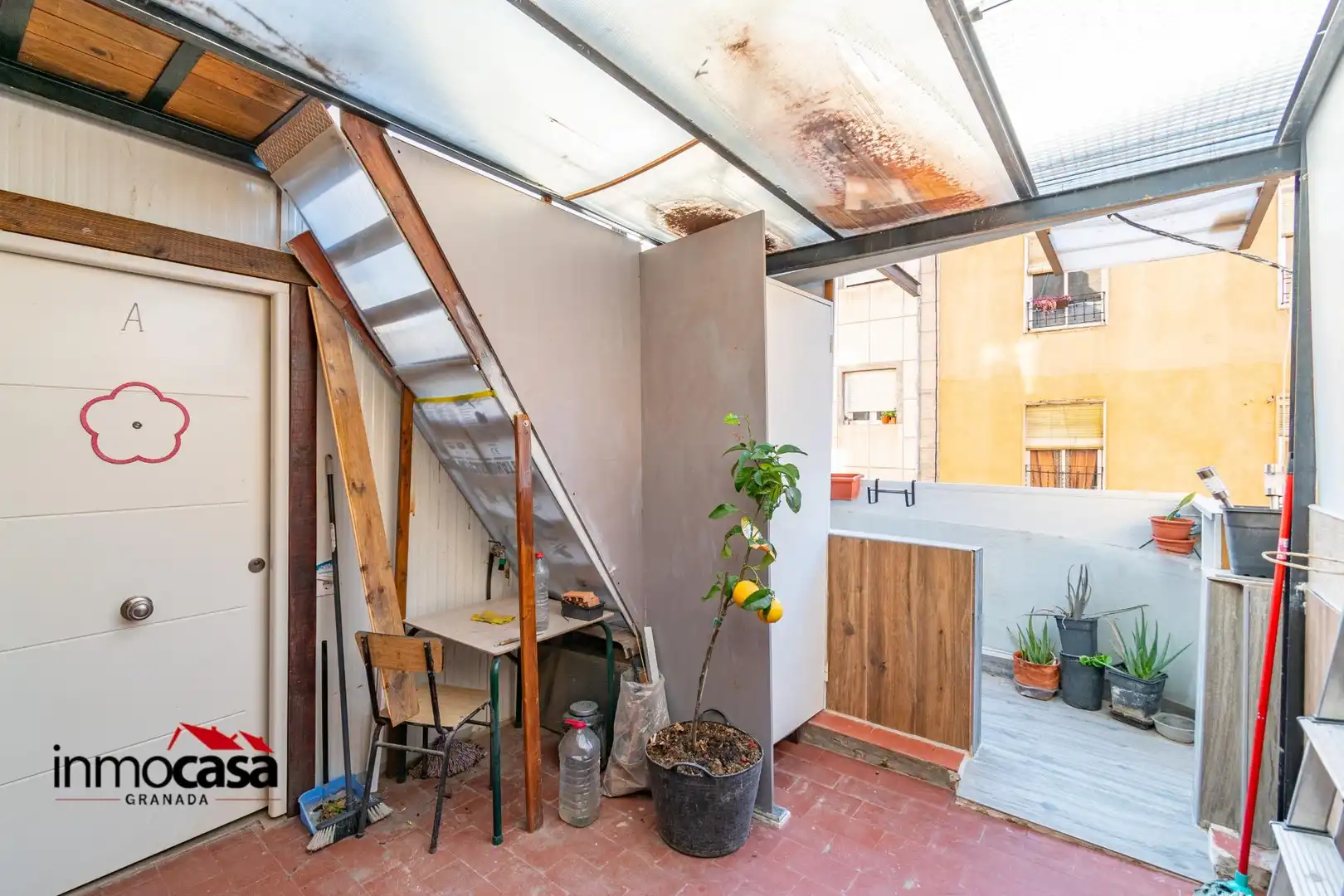 Terraza de Edificio en venta en Granada