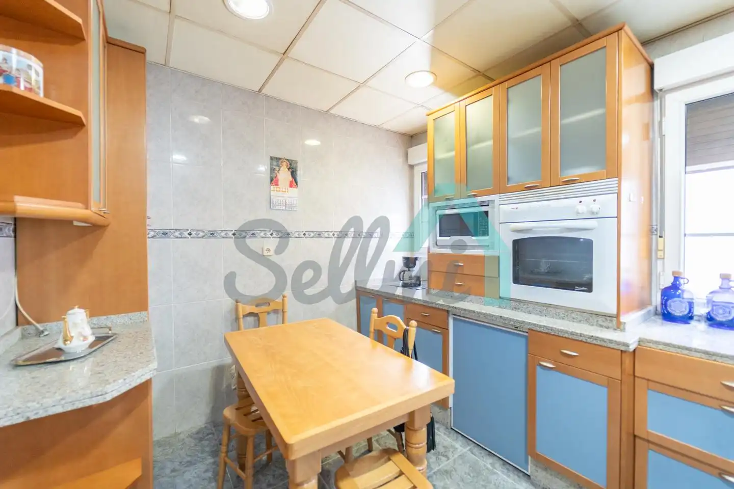 Küche von Wohnung zum Verkauf in Oviedo  mit Heizung, Parkett und Terrasse