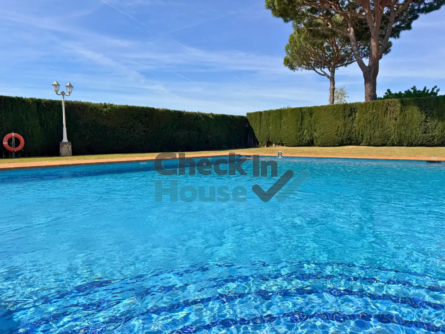 Piscina de Planta baja en venta en Castell d'Aro, Platja d'Aro i s'Agaró con Aire acondicionado, Jardín privado y Trastero
