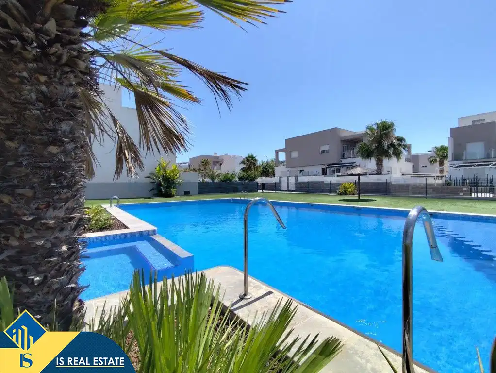 Reihenhaus mit Pool zum Verkauf in Nueva Torrevieja - Aguas Nuevas, imagen 59