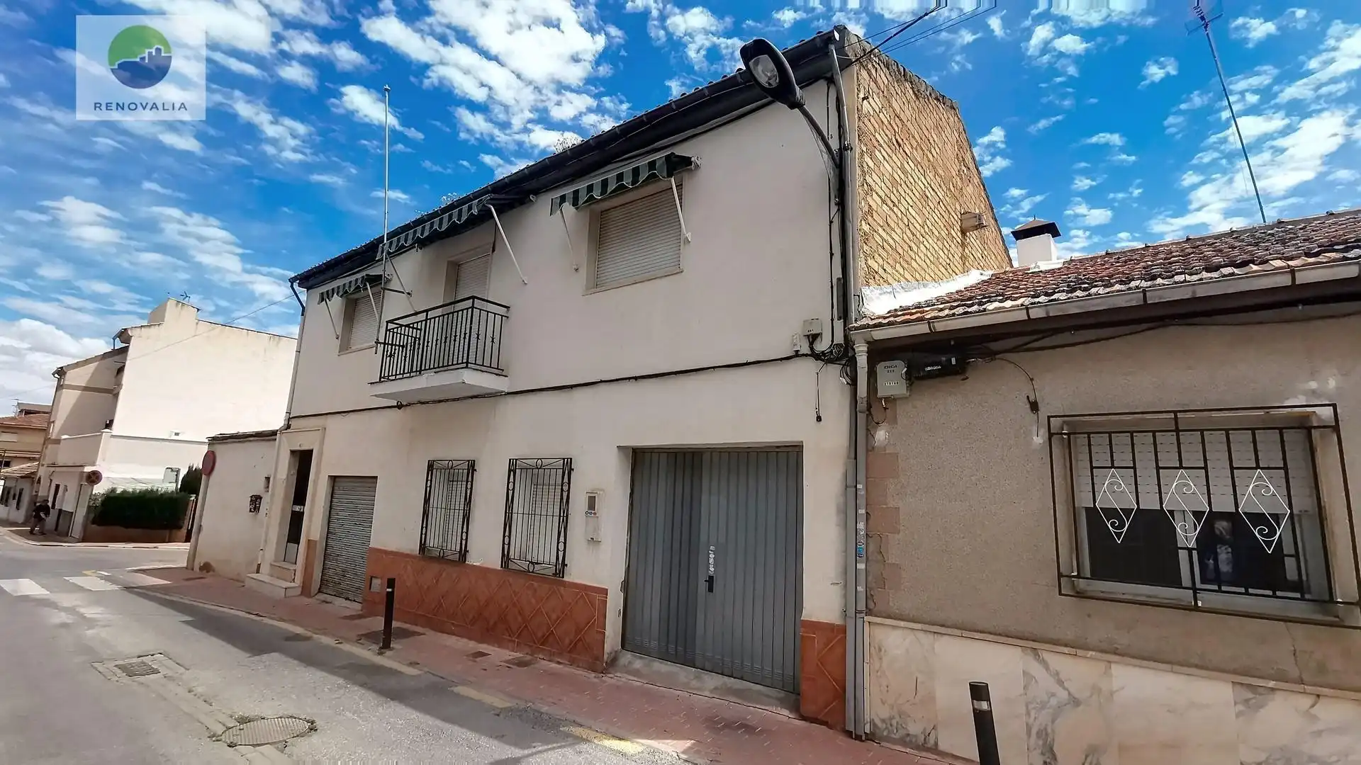 Casa con terraza en venta en Calle Pamplona
