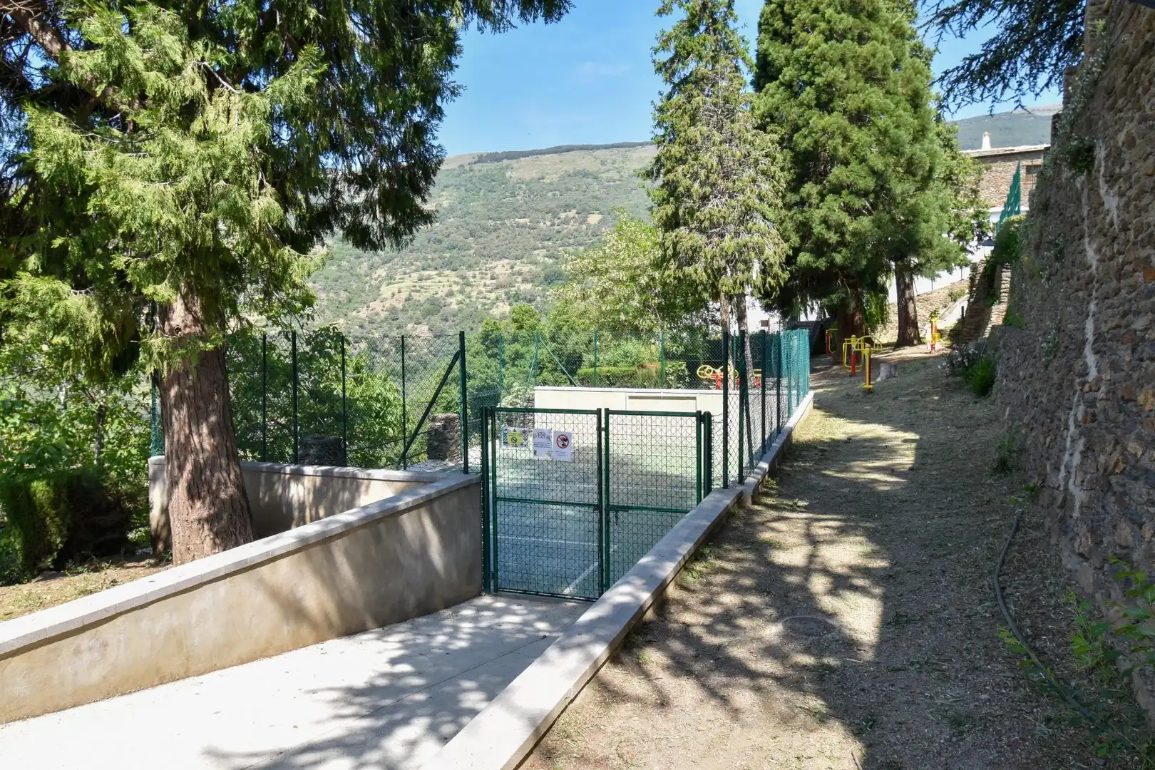 Jardí de Casa o xalet en venda en Capileira