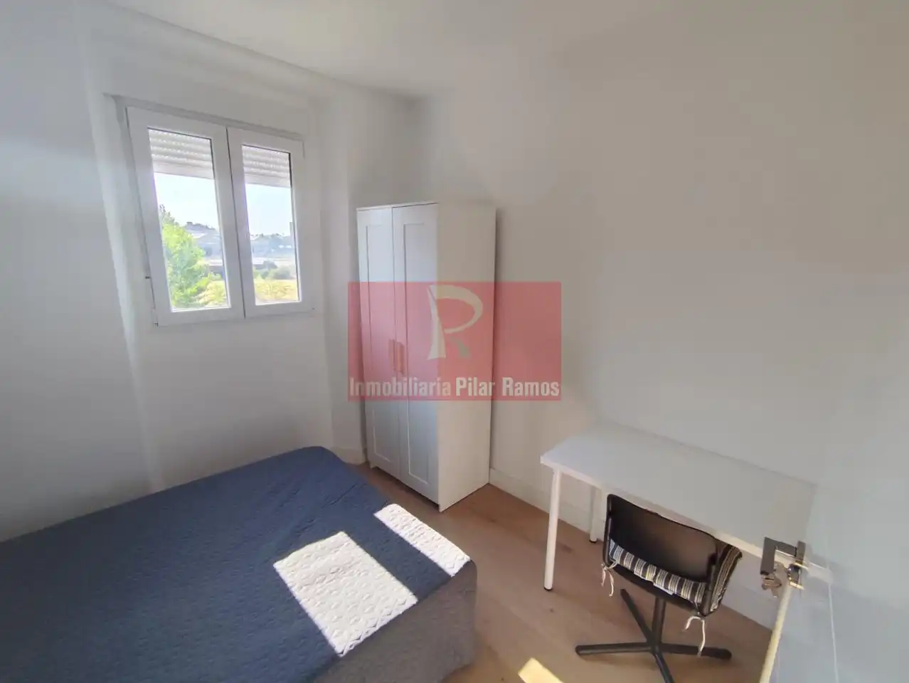 Habitación de Piso de alquiler en León Capital  con Calefacción, Parquet y Trastero