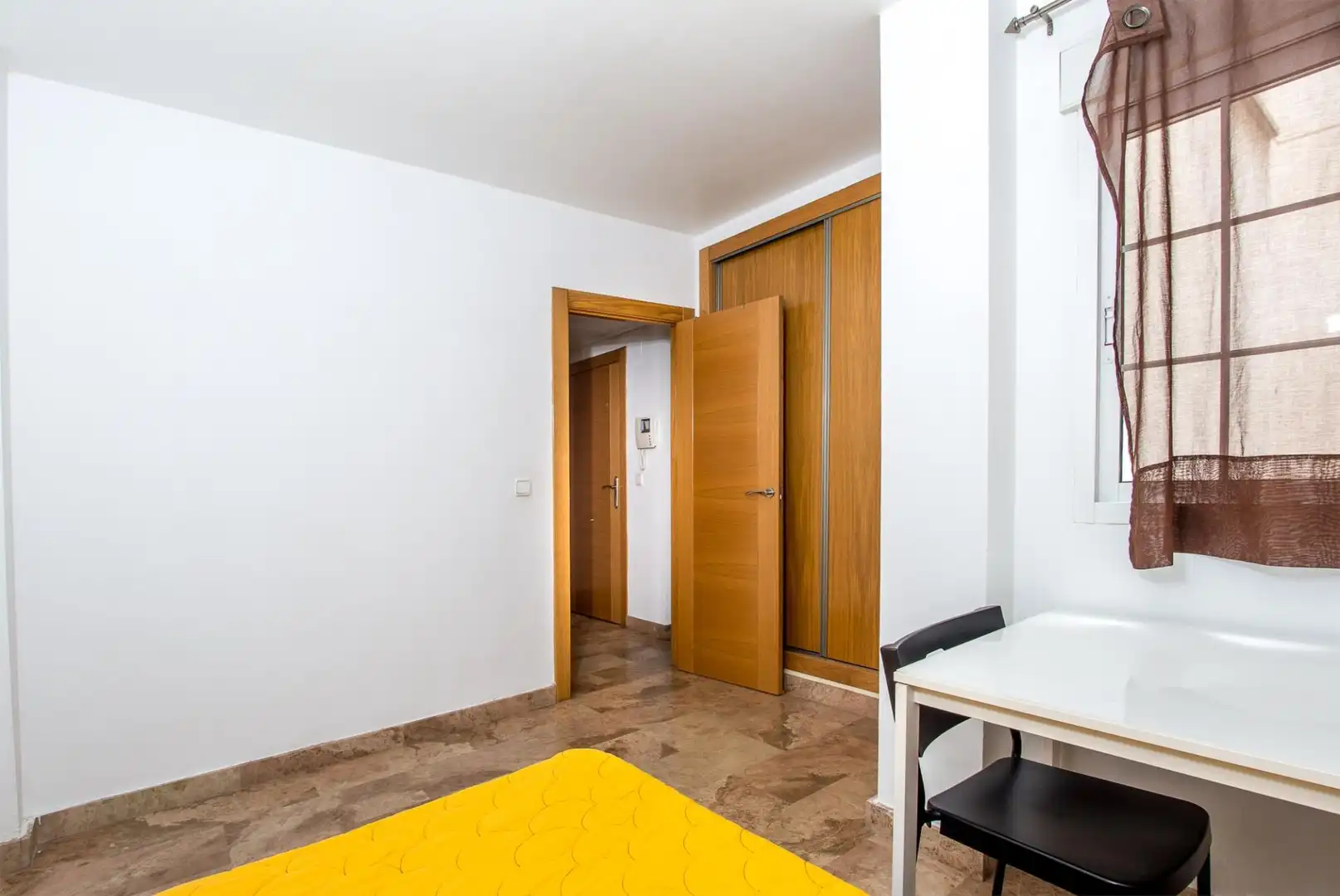 Flat for sale in Murcia  with Air Conditioner and Balcony