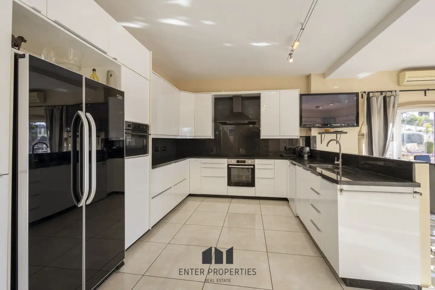Cocina de Piso en venta en Moraira con Aire acondicionado, Calefacción y Piscina