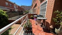 Exterior view of Single-family semi-detached for sale in Granollers  with Air Conditioner and Terrace