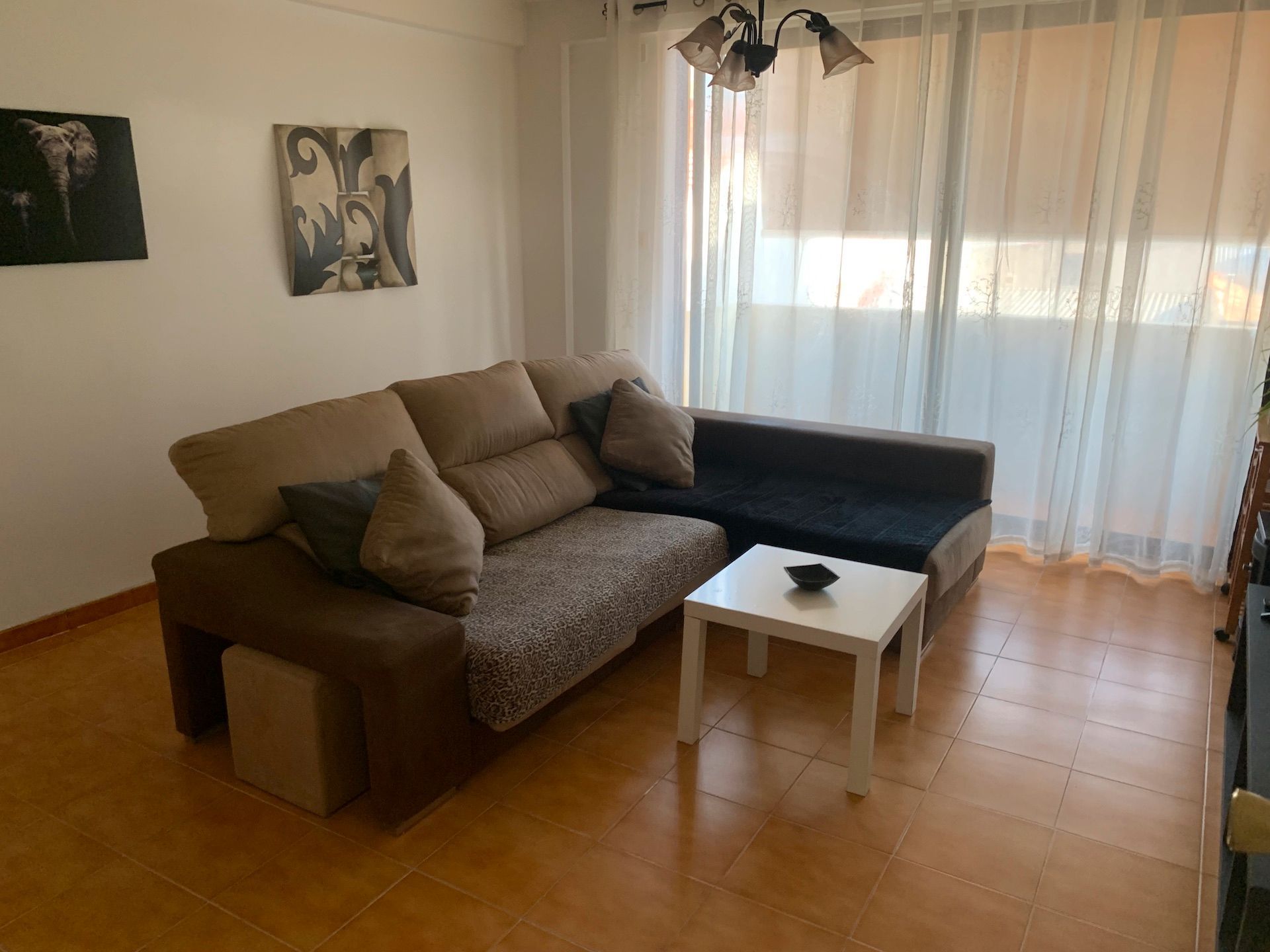 Sala de estar de Piso en venta en Villena con Calefacción, Amueblado y Balcón