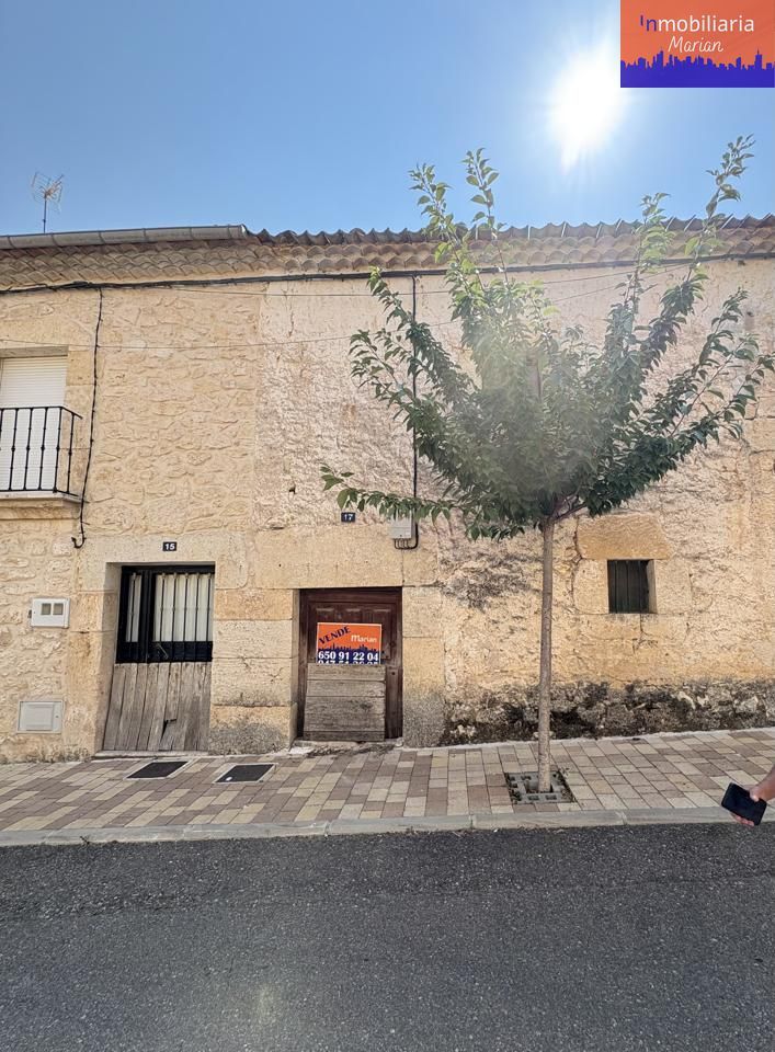 Country house for sale in Calvario, Milagros