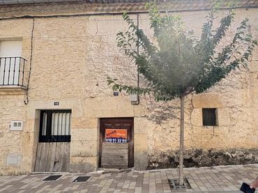 Casa rústica en venda a Calle Calvario