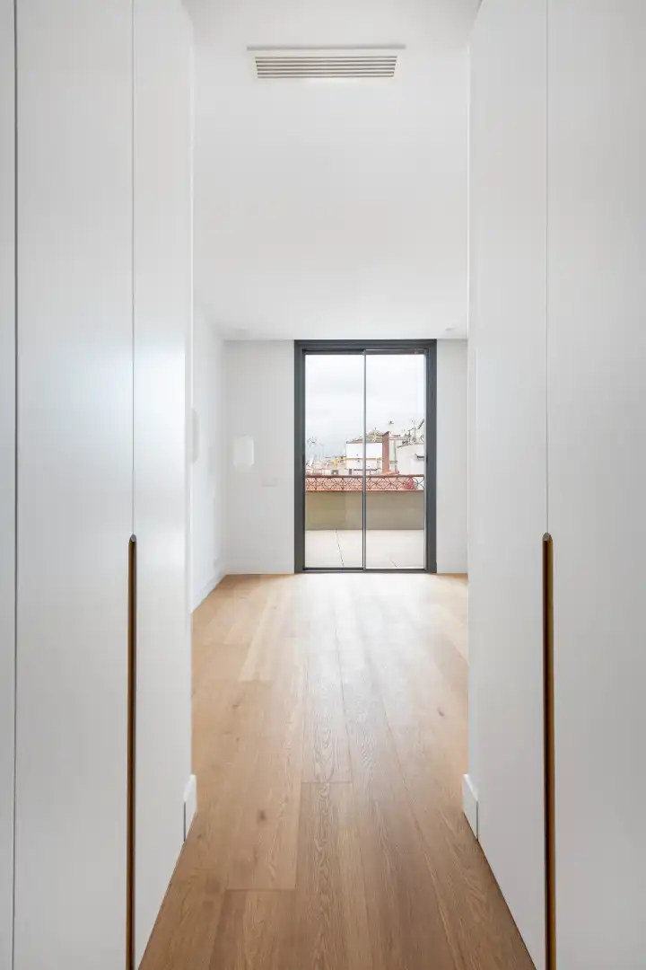Attic for rent in Madrid  with Air Conditioner, Heating and Storage room