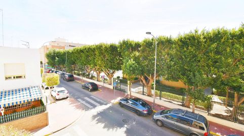 La mejor oportunidad de inversión !!! oficina con 1.164 metros  3 locales  2 trasteros  8 plazas de garaje !!!!!, Bild 3