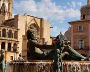 Vista exterior de Estudi de lloguer en  Valencia Capital amb Moblat, Forn i Rentadora