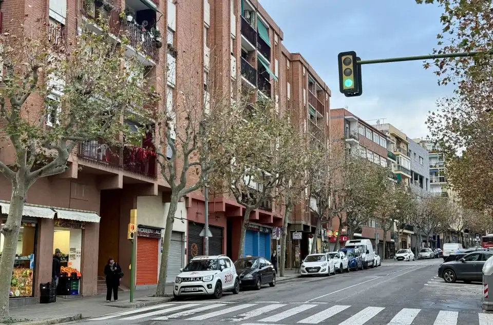 Local comercial de lloguer a Cerdanyola