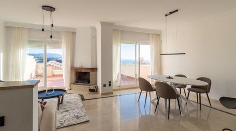 Adosada en Venta con Vista al Mar en La Duquesa, Manilva